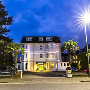 Hotel Connaught ****