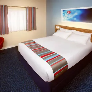 Hotel Travelodge M4 ***